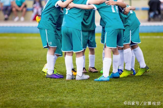 巴萨重视年轻前锋哈姆扎，计划提高其违约金至1.5亿